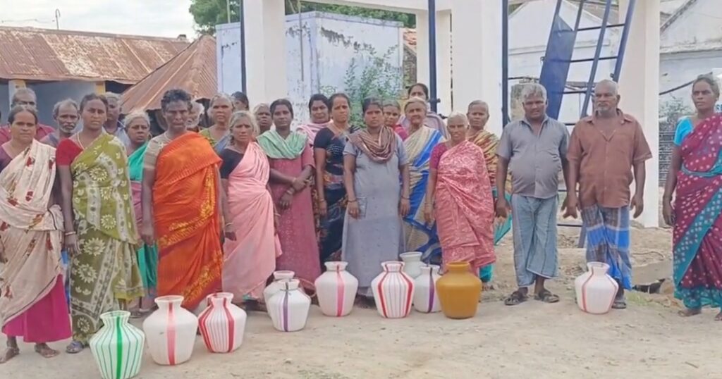 கட்டி முடித்து 2 மாதங்களாகியும் பூட்டிக்கிடக்கும் நீர்த்தேக்கத் தொட்டி: துறையூர் அருகே குடிநீரின்றித் தவிக்கும் பொதுமக்கள் அவதி!