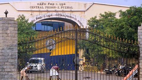 பல்லாவரத்தில் அதிர்ச்சி: பேராசிரியர்கள், மாணவிகளின் படங்களை ஆபாசமாக சித்தரித்த 5-ஆம் ஆண்டு சட்ட மாணவர் கைது!