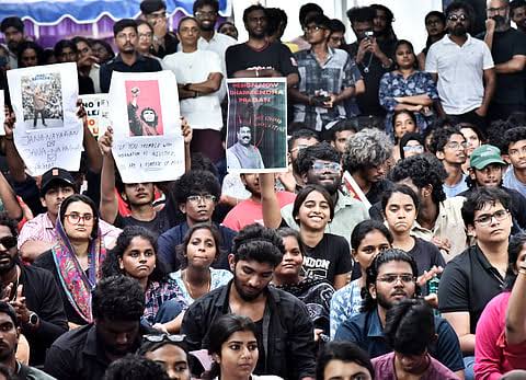 "விஜய்யின் அடுத்த மூவ் இதுதான்!" நீட் தேர்வுக்கு எதிராக சூடாகும் தமிழக அரசியல்... ஆர். ராதாகிருஷ்ணன் அதிரடி பேட்டி!​
