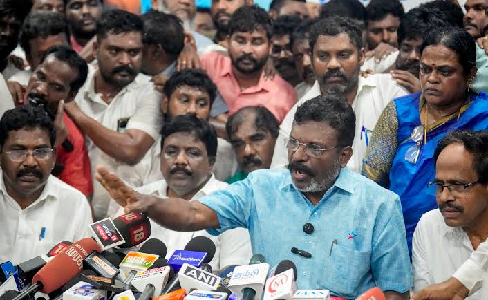 "தமிழகத்தில் மட்டும் ஏன் இந்தத் தடை?" – அம்பேத்கர் சிலை விவகாரத்தில் திருமாவளவன் ஆவேசம்!