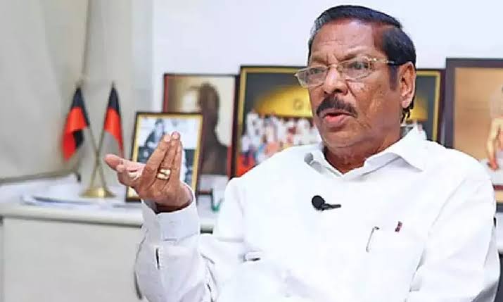 ரீல்ஸ் ஆட்சி நடத்தும் கத்துக்குட்டி முதலமைச்சர் விஜய்..." - கோவில்பட்டி திமுக கூட்டத்தில் கீதா ஜீவன், ஆர்.எஸ்.பாரதி கடும் விமர்சனம்!