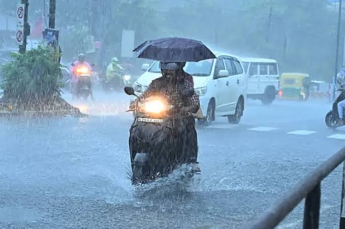 தமிழகத்தில் இன்று கனமழை எச்சரிக்கை…எந்தெந்த மாவட்டங்களுக்கு அலர்ட்?
