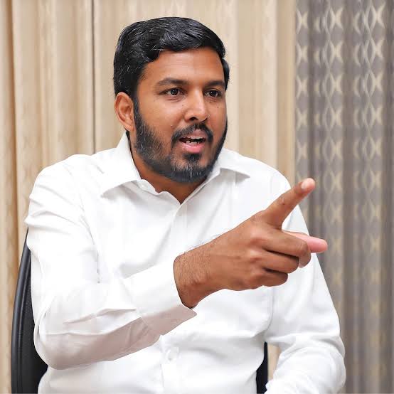 நீட் விலக்கும், நீட் எதிர்ப்பும் தமிழ்நாட்டின் ஒட்டுமொத்தக் கொள்கை; இது தவெகவின் கொள்கையா இல்லையா? - ஆளூர் ஷானவாஸ் கேள்வி!