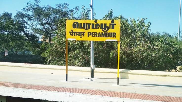 சென்னையில் பரபரப்பு: 3 பேருடன் பைக்கை ஓட்டிச் சென்ற 13 வயது சிறுவன்; தாயார் மீது பாய்ந்தது வழக்கு - வாகனமும் பறிமுதல்!