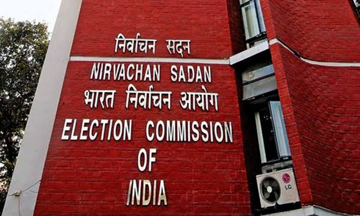 
மேற்குவங்கம்: ஜூலை 24-ல் 3 இடங்களுக்கான மாநிலங்களவை இடைத்தேர்தல் - தேர்தல் ஆணையம் அறிவிப்பு!
