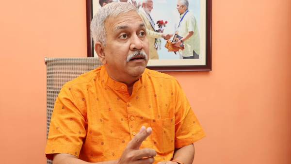 விளாத்திகுளம் திமுக எம்.எல்.ஏ. மார்க்கண்டேயன் கைது வரவேற்கத்தக்கது - பாஜக மாநில துணைத் தலைவர் நாராயணன் திருப்பதி அதிரடி!