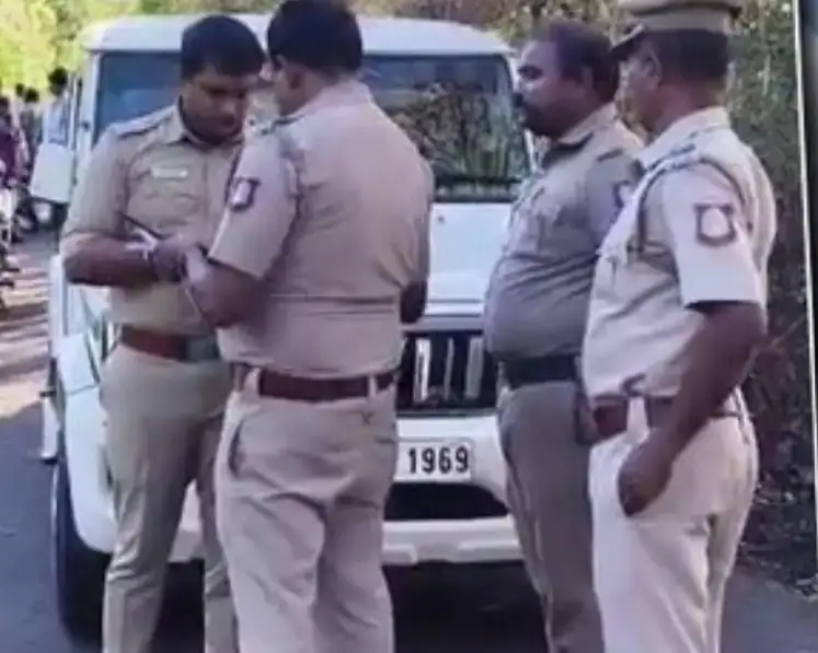 வீரவநல்லூர் தந்தை - குழந்தை படுகொலை: 6 தனிப்படைகள் அமைத்துத் தீவிர வேட்டை - எஸ்.பி விளக்கம்..!