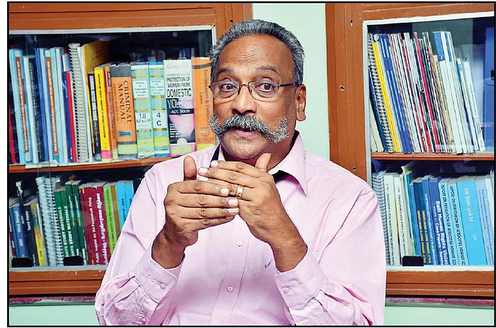 நாகர்கோவில் விவகாரம்: சிறையில் நடந்தது என்ன? – வழக்கறிஞர் ஹென்றி டிபேன் எழுப்பும் கேள்விகள்