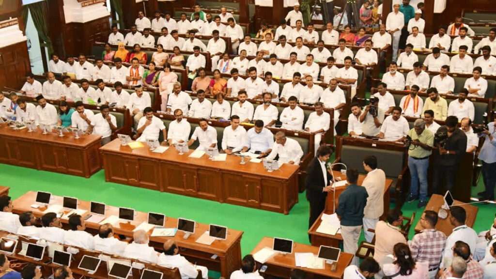 சட்டமன்ற உறுப்பினர்களின் உண்மையான அதிகாரங்கள் என்ன? - தமிழ்நாடு சட்டமன்றத்தின் செயல்பாடுகள் குறித்த விரிவான பார்வை!
