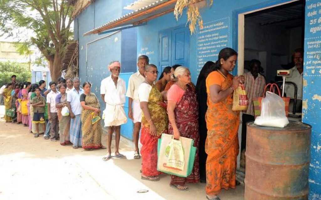 ரேஷன் கடைகளில் சன்ன ரக அரிசி விநியோகம்: அரசியல் விவாதங்களும் அமைச்சரின் விளக்கமும்