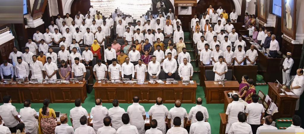 ஆட்சி மாறலாம், காட்சியும் மாறலாம்: ஆளும் கட்சிக்கு அரசியல் விமர்சகர் துக்ளக் ரமேஷ் எச்சரிக்கை!