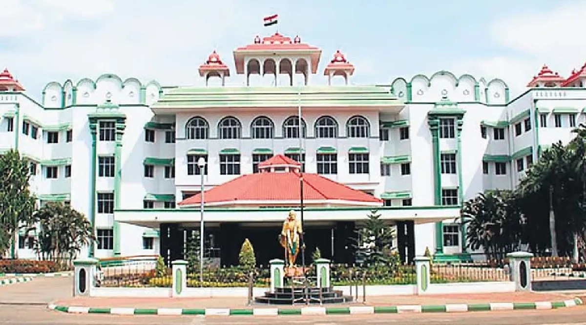 இலங்கைச் சிறைகளில் தவிக்கும் தமிழ் மீனவர்கள் விடுதலை: ஒன்றிய அரசுக்குப் பதில் அளிக்க சென்னை உயர் நீதிமன்ற மதுரை கிளை உத்தரவு!
