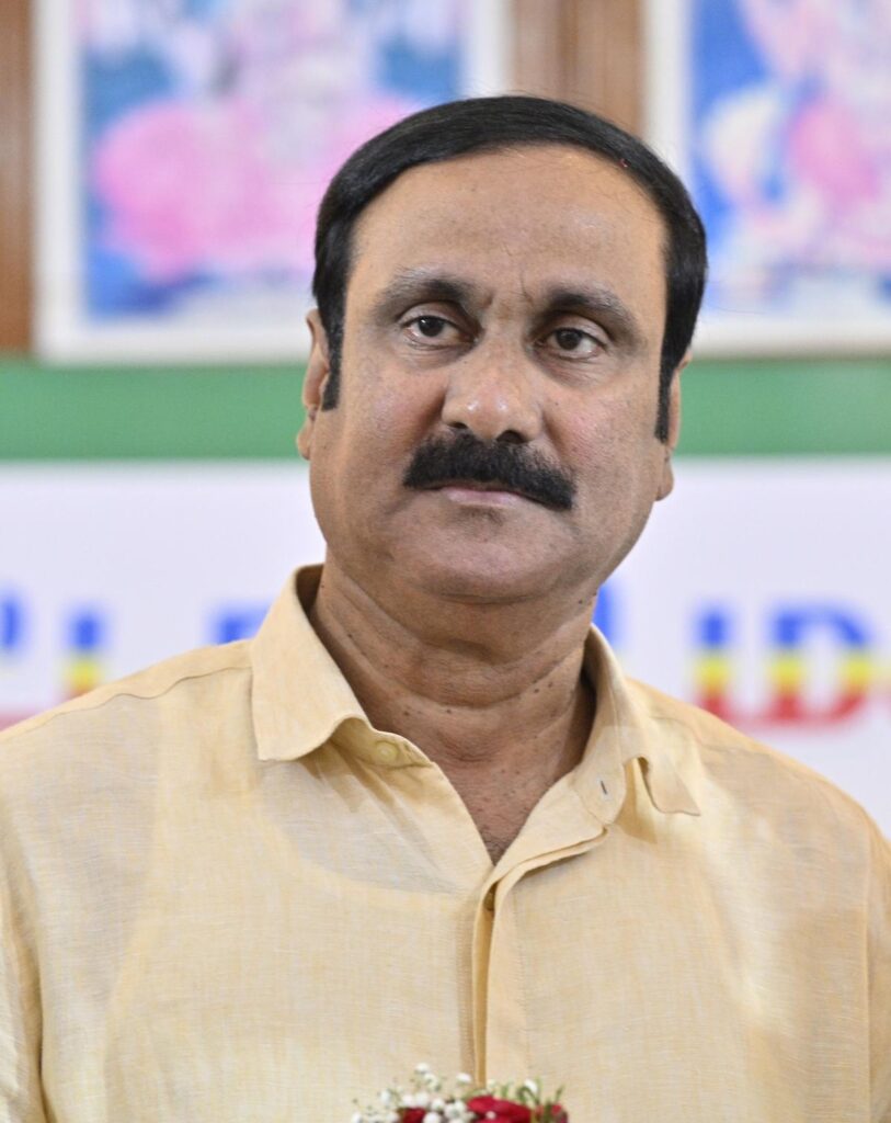 "காங்கிரஸின் அழுத்தத்தாலேயே தொகுதி மறுவரையறைக்கு எதிர்ப்பு!"தைலாபுரத்தில் பாமக தலைவர் அன்புமணி ராமதாஸ் அதிரடிப் பேட்டி!
