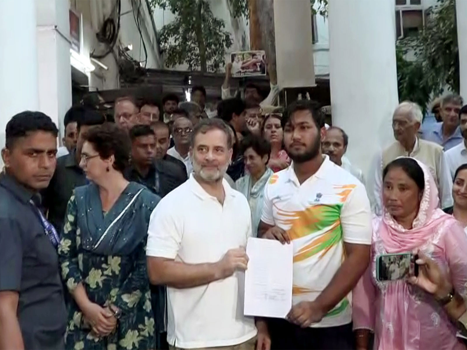 இறுதியில் எஃப்.ஐ.ஆர் பதிவு செய்யப்பட்டுவிட்டது’: பெல்லட் குண்டு விவகாரத்தில் ராகுல் காந்தி கருத்து!