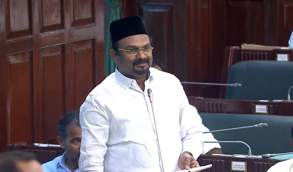 சிறுபான்மையினர் நலனில் தமிழக அரசு சமரசமின்றிச் செயல்படும்: சட்டப்பேரவையில் அமைச்சர் ஷாஜகான் உறுதியளிப்பு!