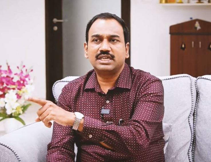 "எந்தத் தகுதியும் இல்லாத கூட்டத்தால் சீரழியும் தமிழ்நாடு!" - தேசியக் கட்சிகளின் அடிமைத்தனத்தையும், நிர்வாகச் சீரழிவையும் அம்பலப்படுத்திய எஸ்பிஎல் லட்சுமணன்!