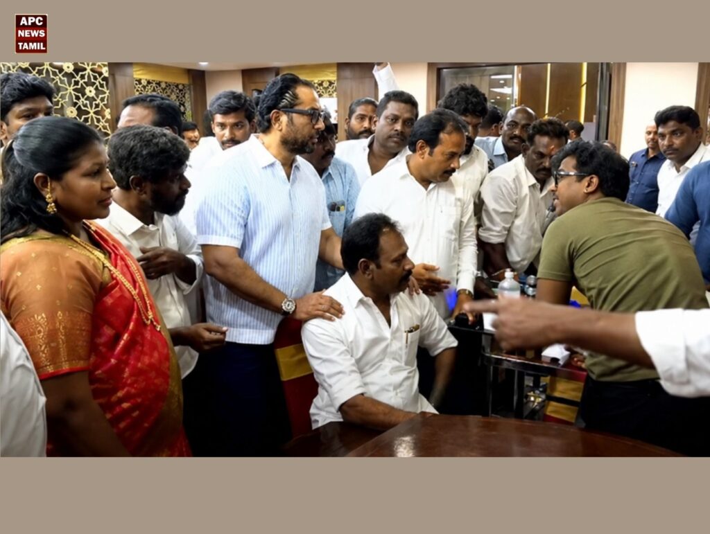 "நாட்டாமை குடும்பம்" முத்திரை: நானும் விரைவில் பச்சை குத்திக் கொள்வேன் - நடிகர் சரத்குமார் கலகல பேச்சு!