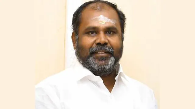 "பெண்கள் நம் நாட்டின் கண்கள்": நடிகை திரிஷாவை அவதூறாகப் பேசிய முன்னாள் அமைச்சர் ஆர்.பி.உதயகுமாருக்கு திரிஷா நற்பணி மன்றத்தினர் கடும் கண்டனம்!
