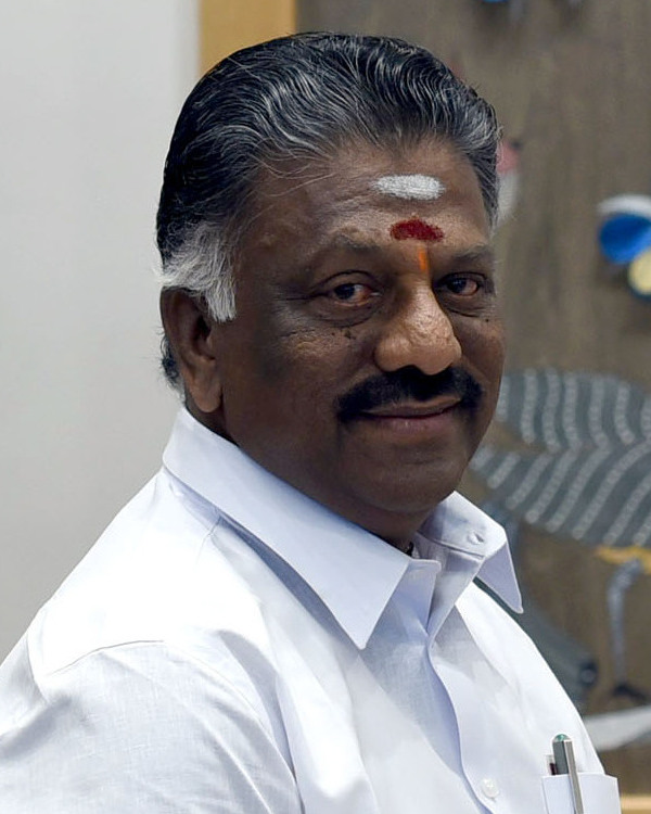 நன்கொடைகளை லஞ்சப் பணமாக உருவகப்படுத்துவது தவறு: ஓ.பன்னீர்செல்வம் திட்டவட்டம்!