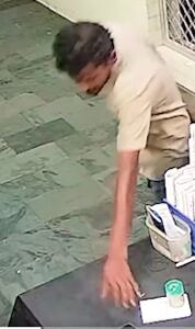 காரைக்கால் அரசு மருத்துவமனையில் பரபரப்பு: மகப்பேறு பிரிவில் செவிலியரின் செல்போனைத் திருடிச் சென்ற மர்ம நபர்
