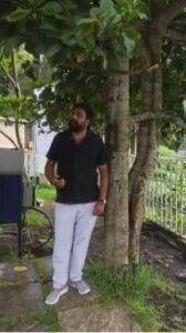 "8 ஆண்டுகளுக்குப் முன் நட்ட மரம்!": கொடைக்கானலில் நெகிழ்ந்துபோன நடிகர் சசிகுமார்!