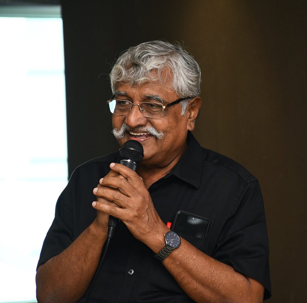 "அறநெறியே வாழ்வின் அச்சாணி" – 'திருக்குறள் சொல்லோவியம்' நூல் வெளியீட்டு விழாவில் தோழர் சுப.வீரபாண்டியன் நெகிழ்ச்சி உரை!