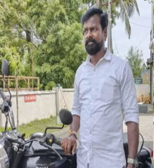 சென்னை தாம்பரம் அருகே விசிக நிர்வாகி கொடூரக் கொலை: நடுரோட்டில் ஓட ஓட விரட்டி வெட்டிய 6 பேர் கொண்ட கும்பல்!