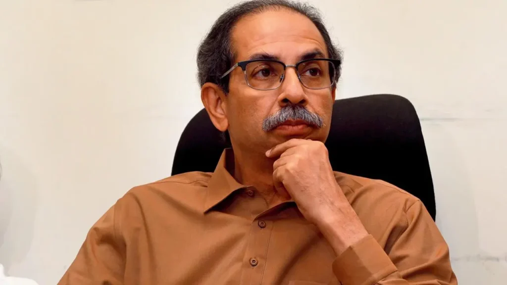 உள்கட்சிகளில் ஜனநாயகம் வேண்டாமா? - சிவசேனா சின்னம் தொடர்பான வழக்கில் உச்சநீதிமன்றம் அதிரடி கேள்வி!