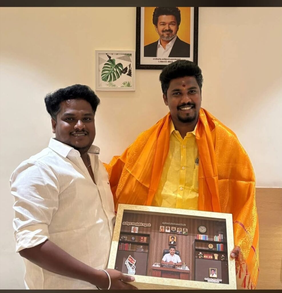பழனியில் பரபரப்பு: 'தவெக' நிர்வாகி கைது - அடமானம் வைத்த காரை போலி ஆவணங்கள் மூலம் விற்றதால்– சிறையில் அடைப்பு!