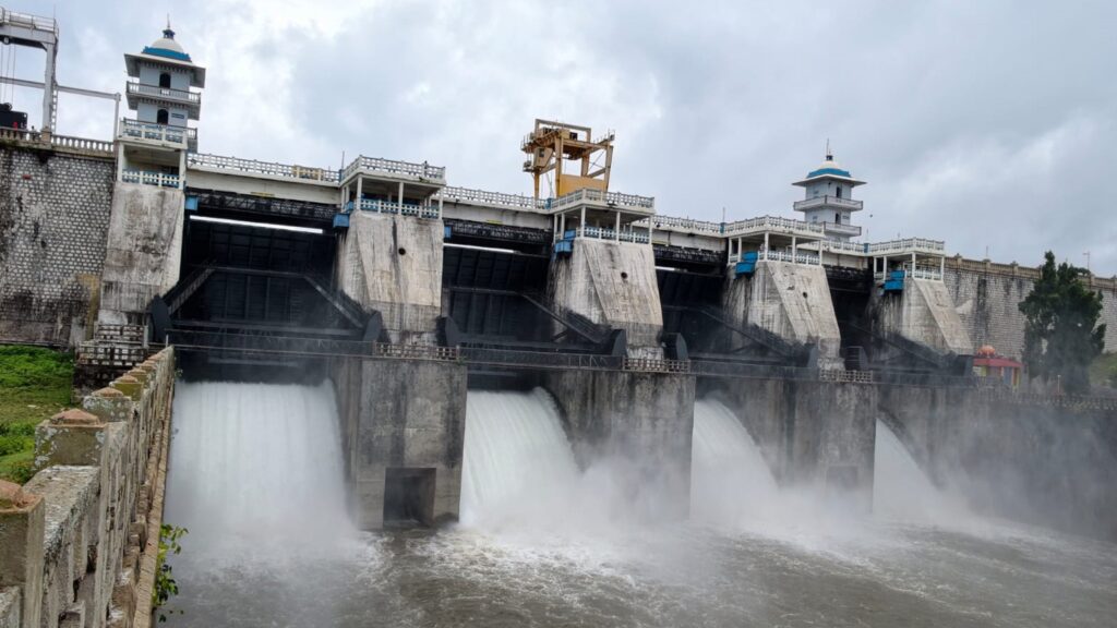 காவிரி நதிநீர் பிரச்சினை: தமிழ்நாட்டிற்கு 15 டி.எம்.சி நீர் திறக்க ஒழுங்காற்று குழு மீண்டும் பரிந்துரை!