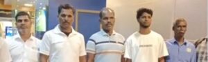 இலங்கைச் சிறையிலிருந்து விடுவிக்கப்பட்ட 7 தமிழக மீனவர்கள் சென்னை வருகை: அதிகாரிகள் உற்சாக வரவேற்பு!