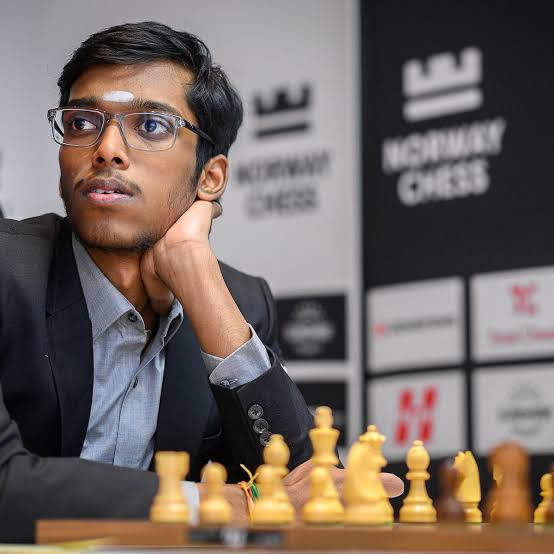 கிராண்ட் செஸ் டூர் சாம்பியன் பட்டம் வென்றார் பிரக்ஞானந்தா: சாதனை படைத்த முதல் இந்தியர்!