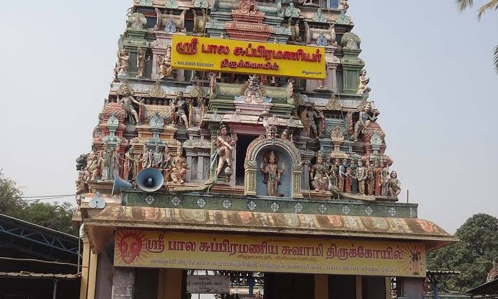 சிறுவாபுரி பாலசுப்பிரமணிய சுவாமி கோவிலில் செவ்வாய்க்கிழமை பக்தர்களின் அலைமோதிய கூட்டம்: 2 மணி நேரம் காத்திருந்து சாமி தரிசனம்!