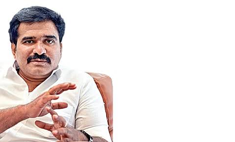 "தமிழ்த்தாய் வாழ்த்து விவகாரத்தில் வழக்கத்தை மாற்றுவது தேவையற்றது" - மத்திய அரசுக்கு அமைச்சர் சி.டி. நிர்மல்குமார் சாடல்!
