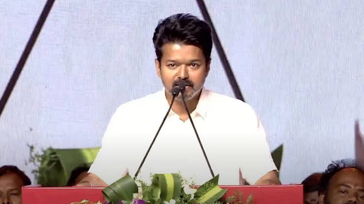 கட்டுப்பாடு இழந்த கூட்டமும்... கதிகலங்க வைக்கும் சர்ச்சைகளும்: விசிக - தவெக கூட்டணியில் வெடிக்கும் முரண்பாடுகள்!