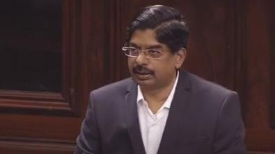 "எதிர்க்கட்சிகளின் குரல்வளையை நசுக்கும் வகையில் தவெக அரசு செயல்படுகிறது!" — டெல்லியில் திமுக எம்.பி. பி.வில்சன் சாடல்