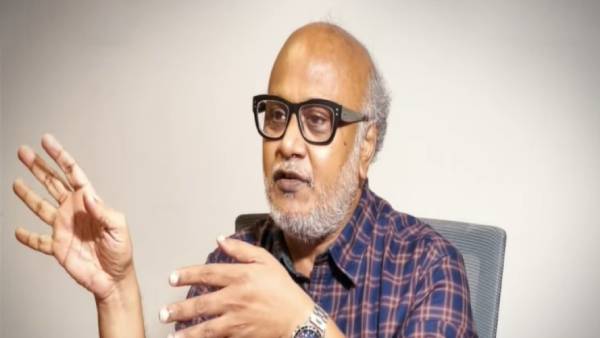 அதிமுகவின் வாக்கு வங்கி விஜய் பக்கம் சரிவு: எடப்பாடி பழனிசாமியின் அரசியல் எதிர்காலம் கேள்விக்குறி!
