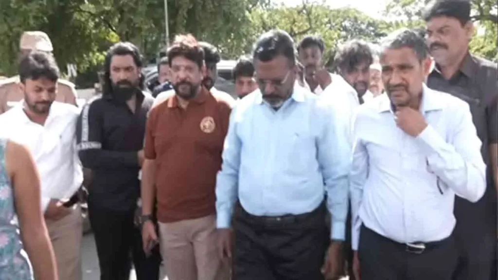 "விசிக சார்பில் முதன்முறையாக மானியக் கோரிக்கை தாக்கல்" – அமைச்சர் வன்னி அரசுக்கு திருமாவளவன் நேரில் வாழ்த்து!