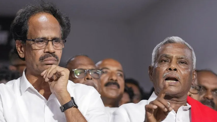 "தவெக வேட்புமனுக்கள் ரத்தாகுமா?" 10-ஆவது அட்டவணையைச் சுட்டிக்காட்டி மூத்த பத்திரிகையாளர் அய்யநாதன் அதிரடி!