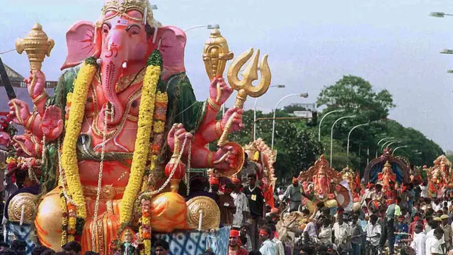 விநாயகர் சதுர்த்தி ஊர்வலம்: கன்னியாகுமரியில் 11 இடங்களில் டாஸ்மாக் கடைகளை மூட அதிரடி உத்தரவு!
