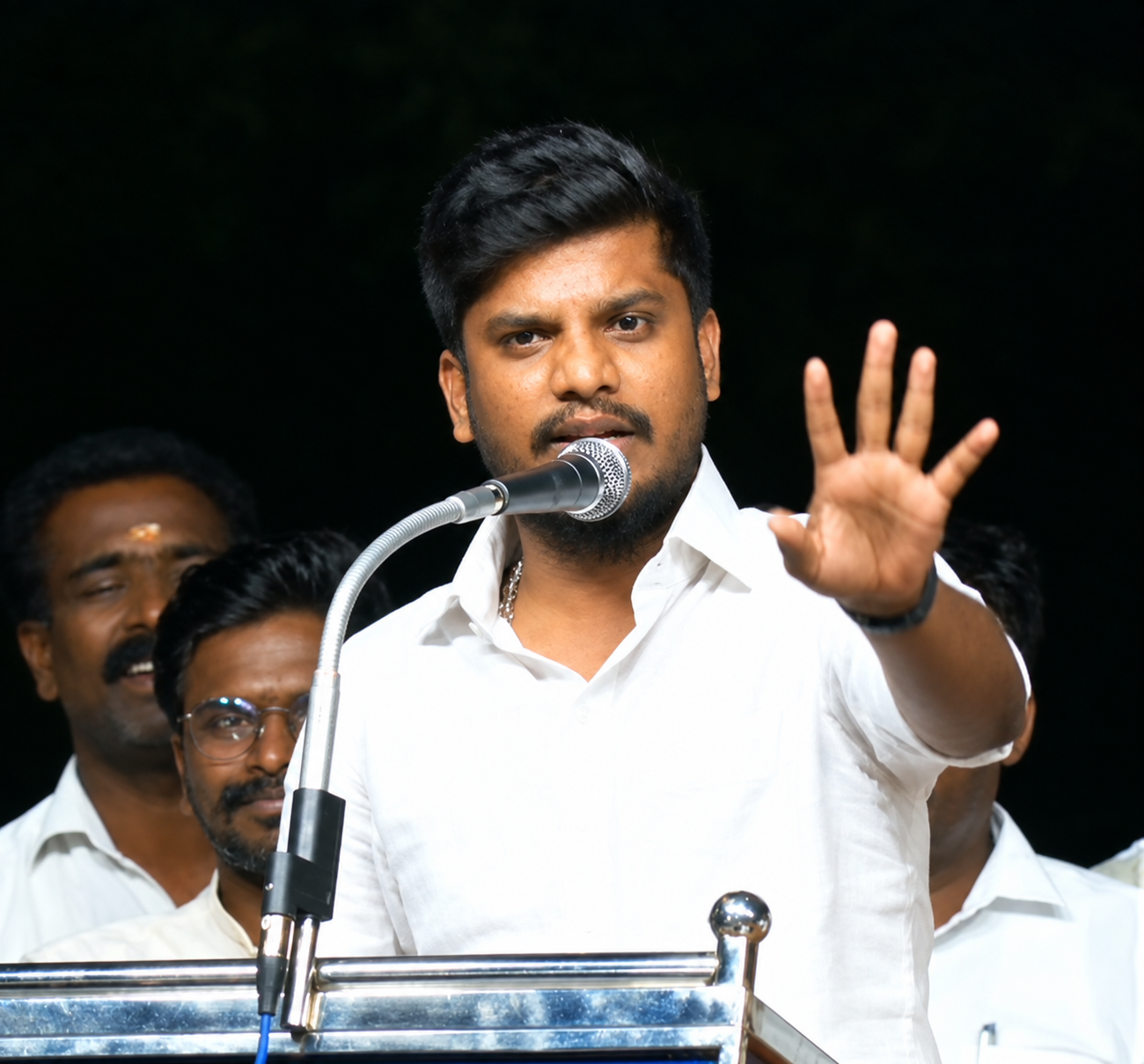 ஆபாசமாக பேசி பேசி தான் கொளத்தூரில் முன்னாள் எம்.எல்.ஏ. ஆகிட்டாரு – தி.மு.க.வை விளாசிய அமைச்சர் ரமேஷ்!