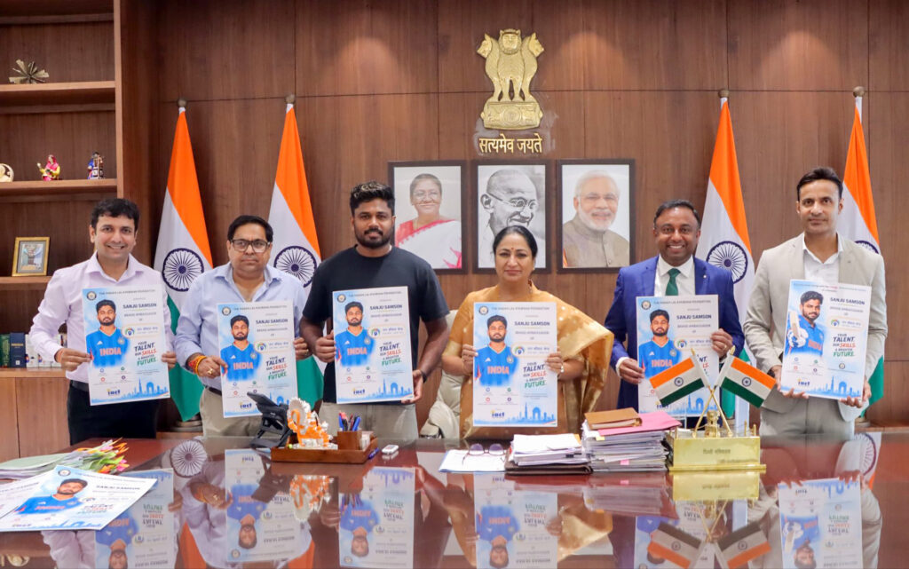 டெல்லி முதலமைச்சர் ரேகா குப்தாவைச் சந்தித்த கிரிக்கெட் வீரர் சஞ்சு சாம்சன்: 'ஜேன் கௌஷல் கேந்திரா' தூதராக நியமனம்!