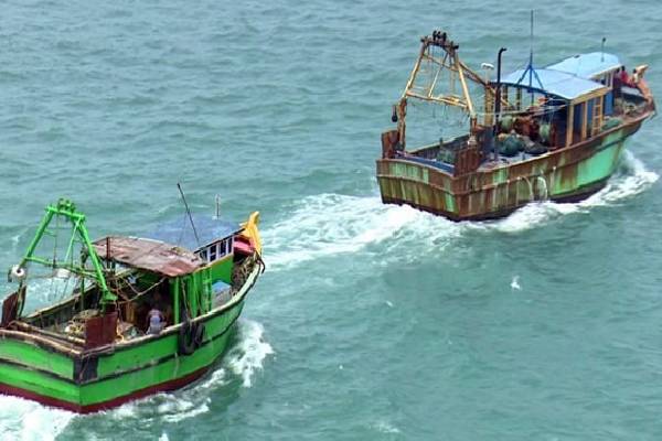 "ஆடுற வரைக்கும் ஆடுங்க விஜய்!" இடைத்தேர்தலில் ஆட்டம் காணும் தவெக அரசு? அதிர வைக்கும் ஐயன்நாதன்!