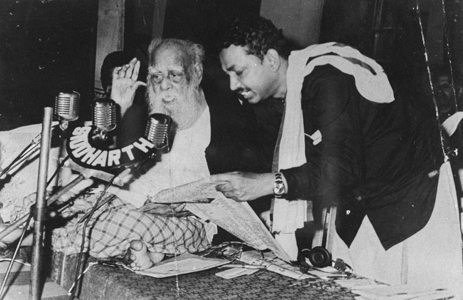 "பெரியார் உலகமயம்.. உலகம் பெரியார் மயம்! எதிர்ப்புகள் கந்தகக் கனல் குச்சிகள் போல வெந்துபோகும் - கி.வீரமணி முழக்கம்!"