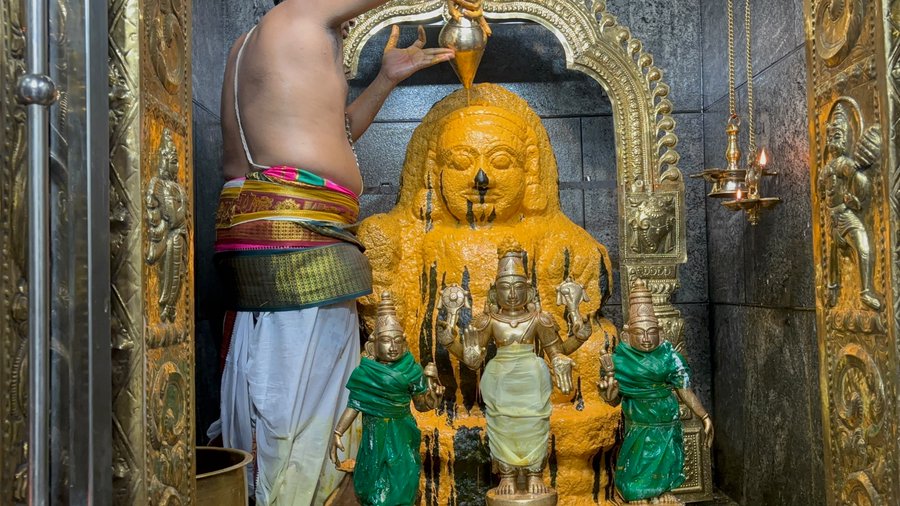 குபேர வடிவில் காட்சியளிக்கும் ஸ்ரீ பூத நாராயண பெருமாள்.. திருவண்ணாமலையில் களைகட்டிய புரட்டாசி மாதத் திருவிழா!
