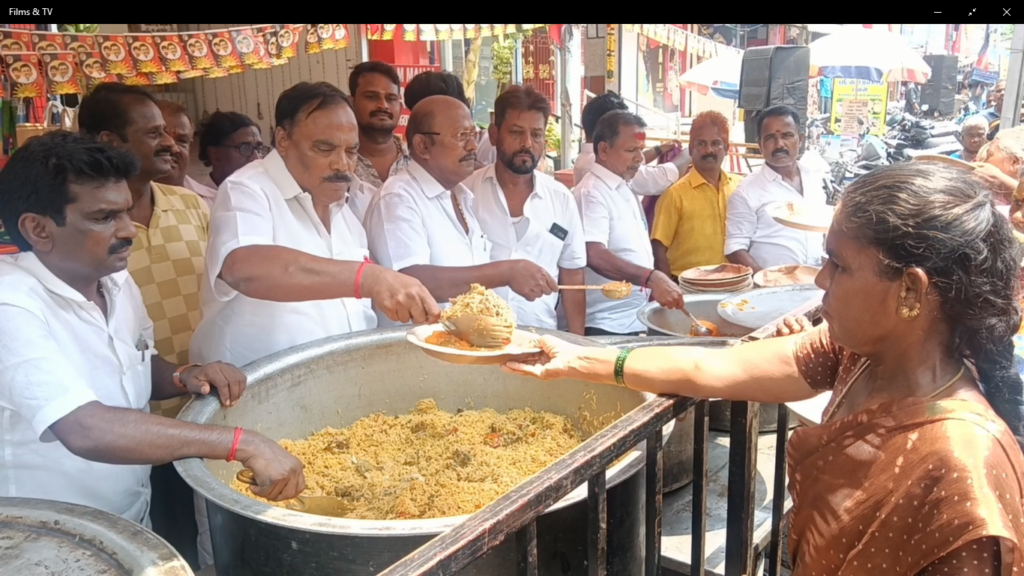 பேரறிஞர் அண்ணாவின் 118-வது பிறந்தநாள்: திருவொற்றியூரில் 1,000 பேருக்கு பிரியாணி வழங்கிய சுதர்சனம்!