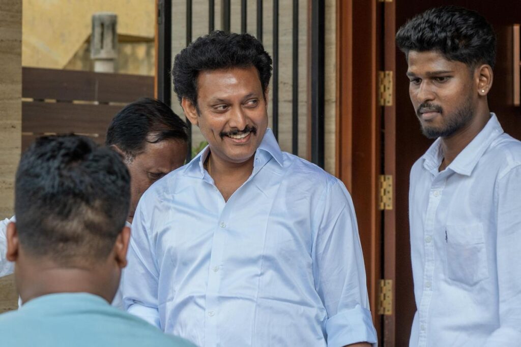 ரூ.100 கோடி லஞ்சப் புகார் விவகாரம்: முன்னாள் அமைச்சர் அன்பில் மகேஷ் உதவியாளர் அருளிடம் மத்திய குற்றப்பிரிவு போலீசார் தீவிர விசாரணை!