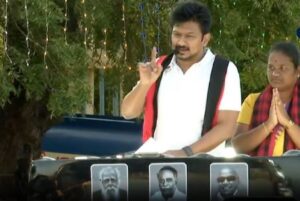 தாராபுரம் இடைத்தேர்தல்: “தவெகவுக்கு ஆதரவளித்த கட்சிகளுக்கு விஜய் சோஃபா டெலிவரி” – குதிரைபேரம் நடந்து கட்சி தாவியதால் வந்த இடைத்தேர்தல் என உதயநிதி விமர்சனம்