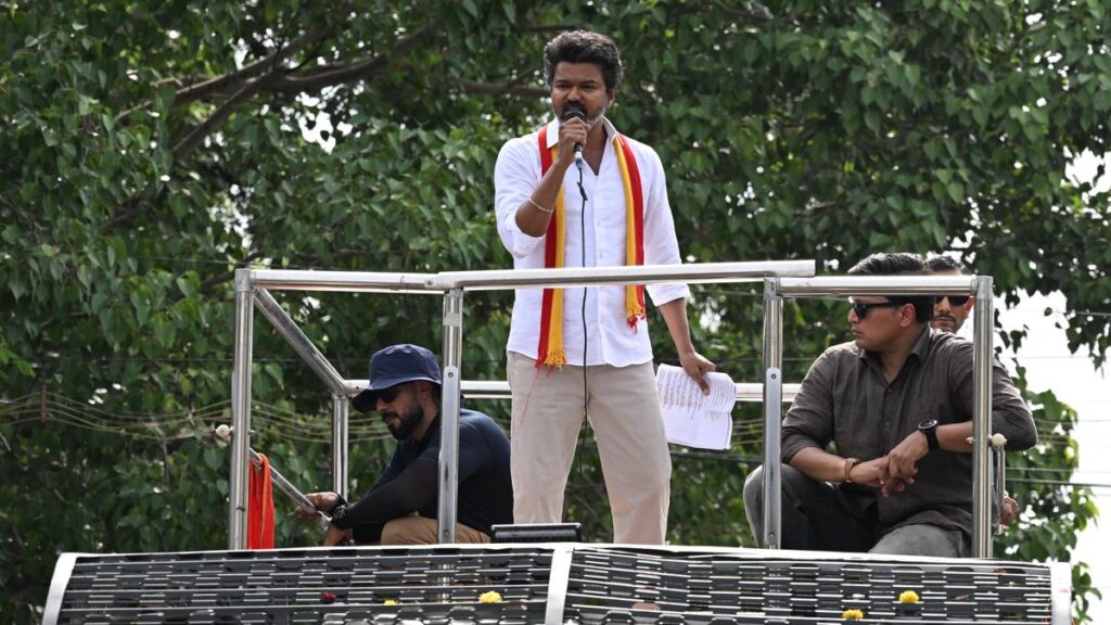 சூடுபிடிக்கும் இடைத்தேர்தல் களம்: மதுராந்தகத்தில் இன்று மாலை முதலமைச்சர் விஜய் பிரம்மாண்ட தேர்தல் பரப்புரை!