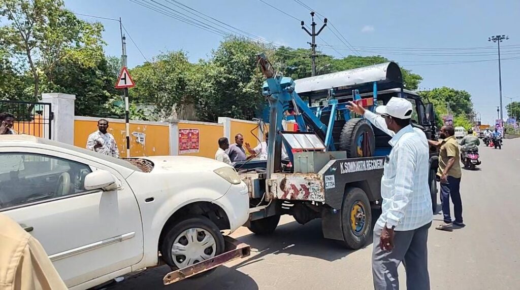 இனி அவகாசம் கிடையாது: சாலையில் கைவிடப்பட்ட வாகனங்கள் ஏலம் விடப்படும் - உழவர்கரை நகராட்சி அதிரடி எச்சரிக்கை!